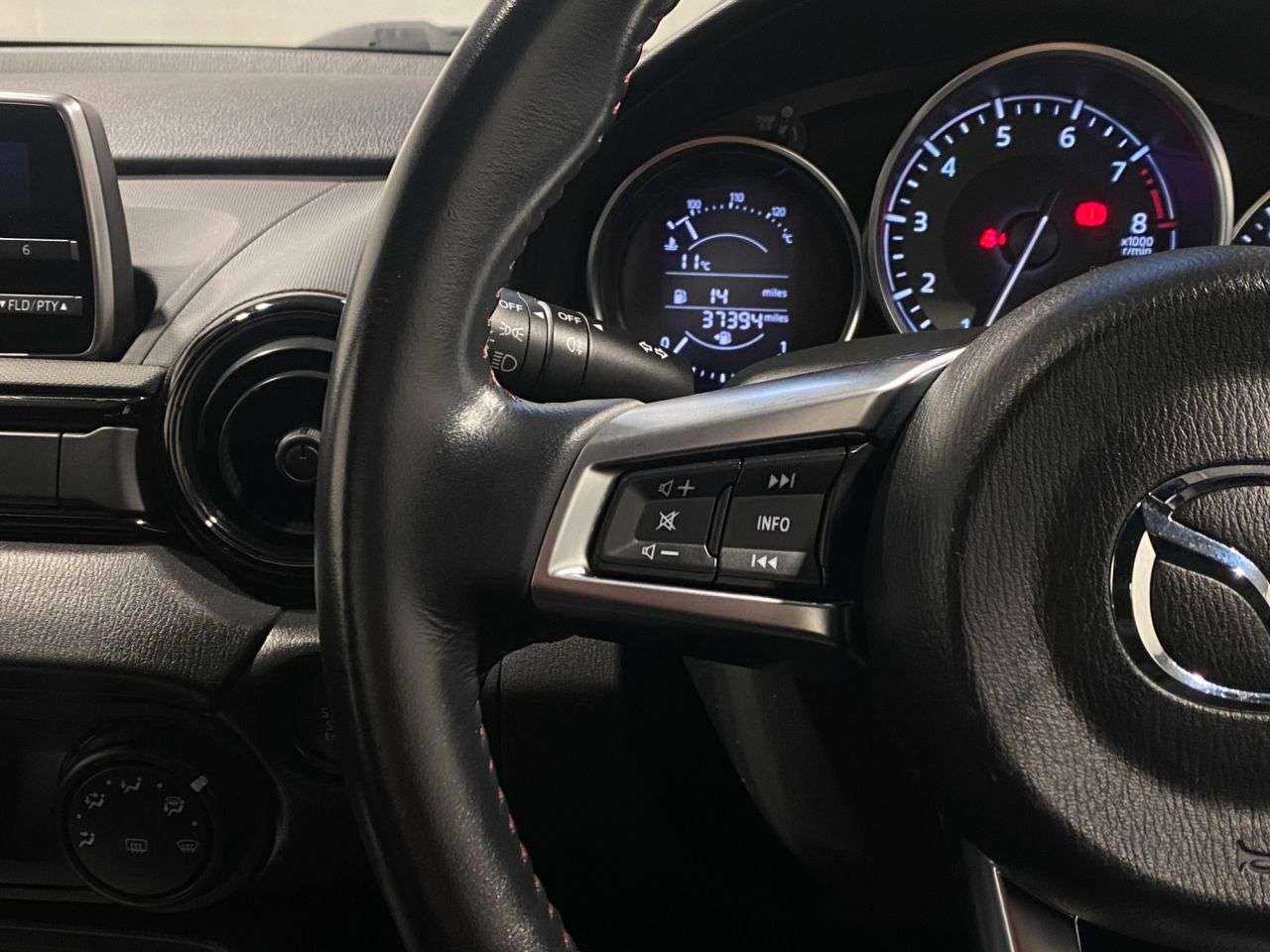 2016 MAZDA MX-5 2016 MAZDA MX-5