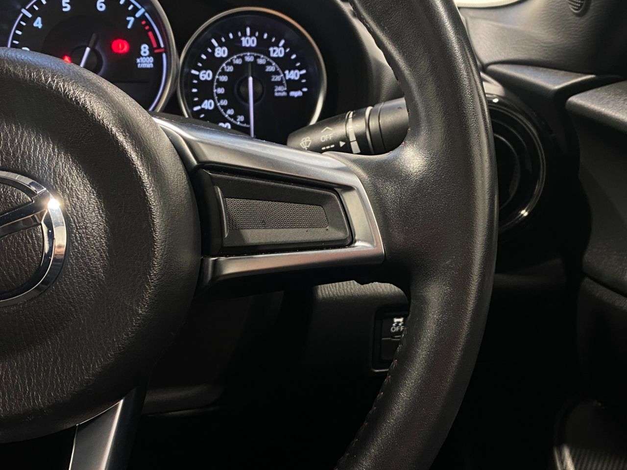 2016 MAZDA MX-5 2016 MAZDA MX-5