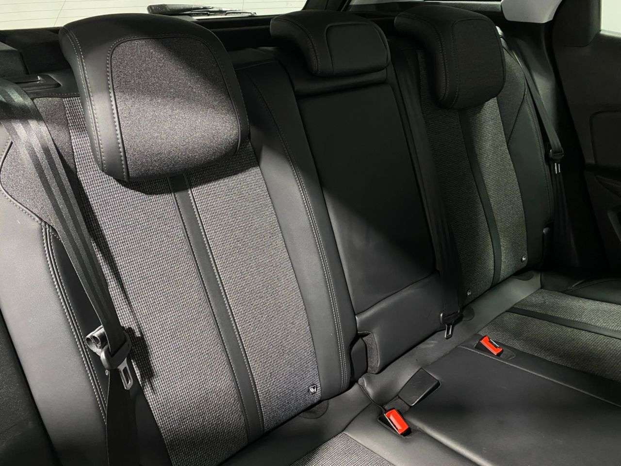 2019 PEUGEOT 3008 2019 PEUGEOT 3008