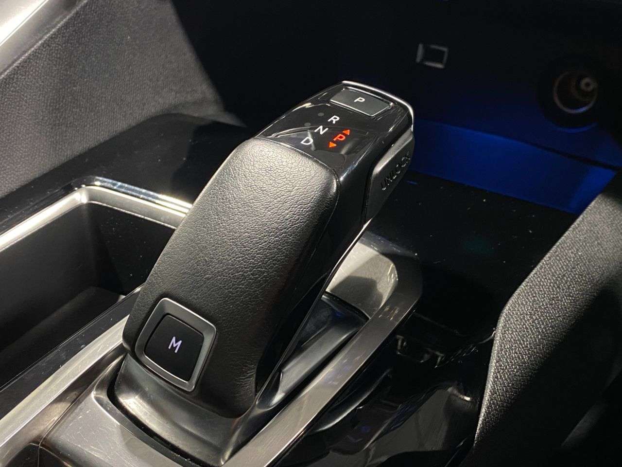 2019 PEUGEOT 3008 2019 PEUGEOT 3008