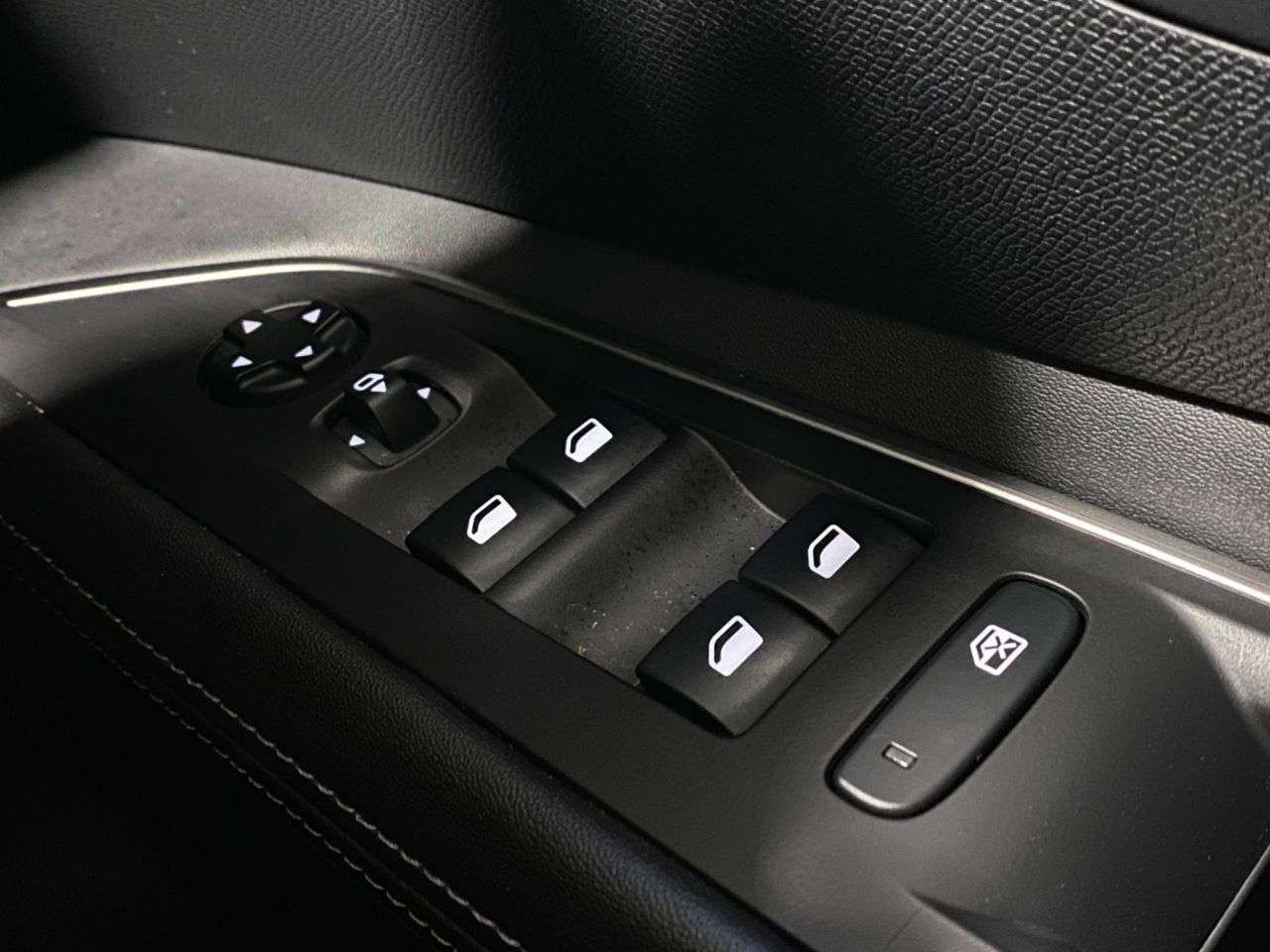 2019 PEUGEOT 3008 2019 PEUGEOT 3008