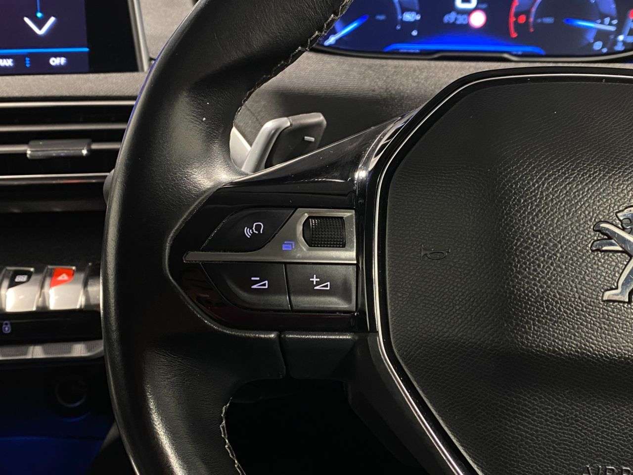 2019 PEUGEOT 3008 2019 PEUGEOT 3008