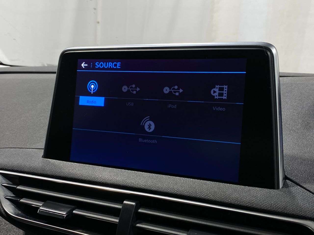 2019 PEUGEOT 3008 2019 PEUGEOT 3008