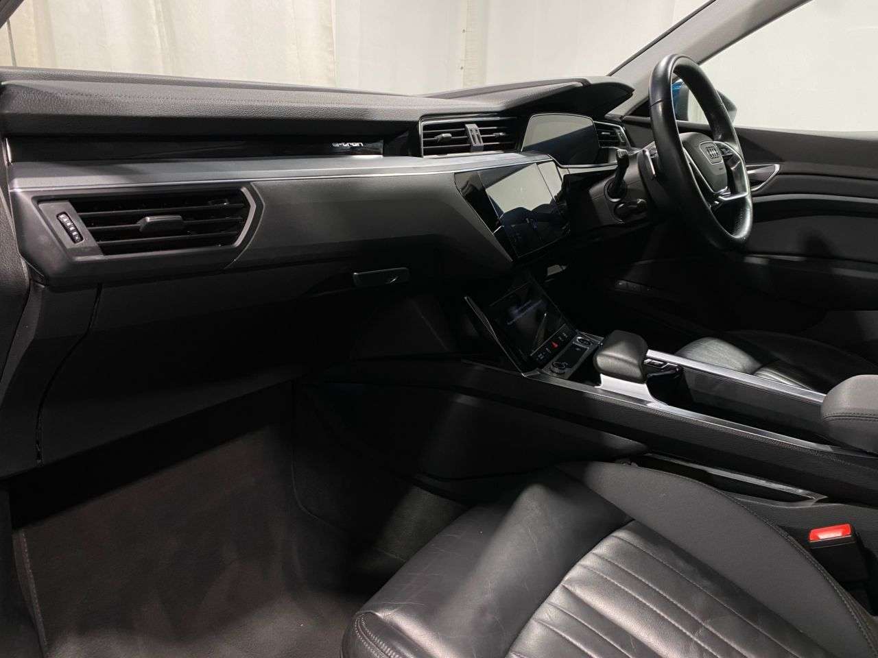 2020 AUDI E-TRON 2020 AUDI E-TRON