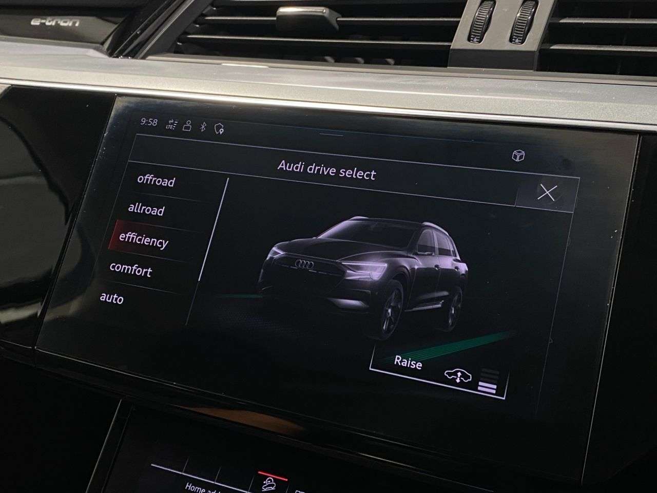 2020 AUDI E-TRON 2020 AUDI E-TRON