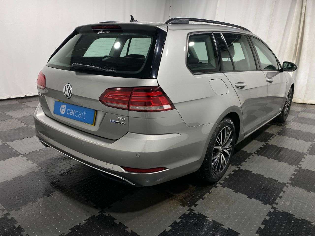 2018 VOLKSWAGEN GOLF 2018 VOLKSWAGEN GOLF