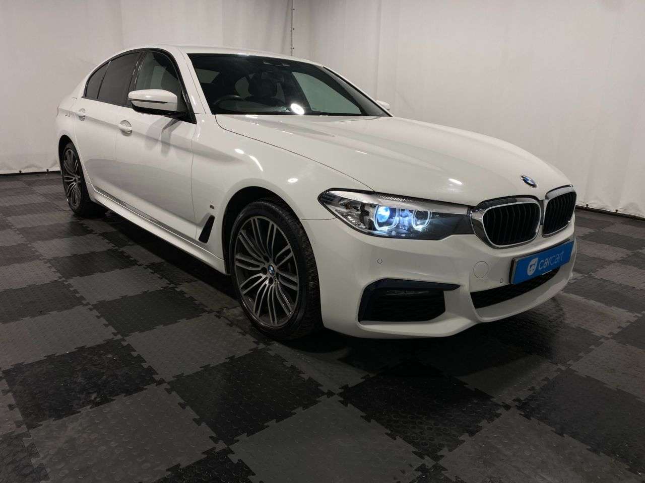 A 2019 BMW 5 SERIES 2.0 530e 9.2kWh M Sport Saloon 4dr Petrol Plug-in Hybrid Auto Euro 6 (s/s) A 2019 BMW 5 SERIES 2.0 530e 9.2kWh M Sport Saloon 4dr Petrol Plug-in Hybrid Auto Euro 6 (s/s)