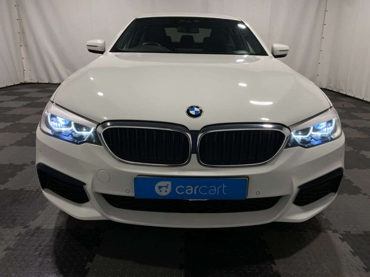 A 2019 BMW 5 SERIES 2.0 530e 9.2kWh M Sport Saloon 4dr Petrol Plug-in Hybrid Auto Euro 6 (s/s) A 2019 BMW 5 SERIES 2.0 530e 9.2kWh M Sport Saloon 4dr Petrol Plug-in Hybrid Auto Euro 6 (s/s)