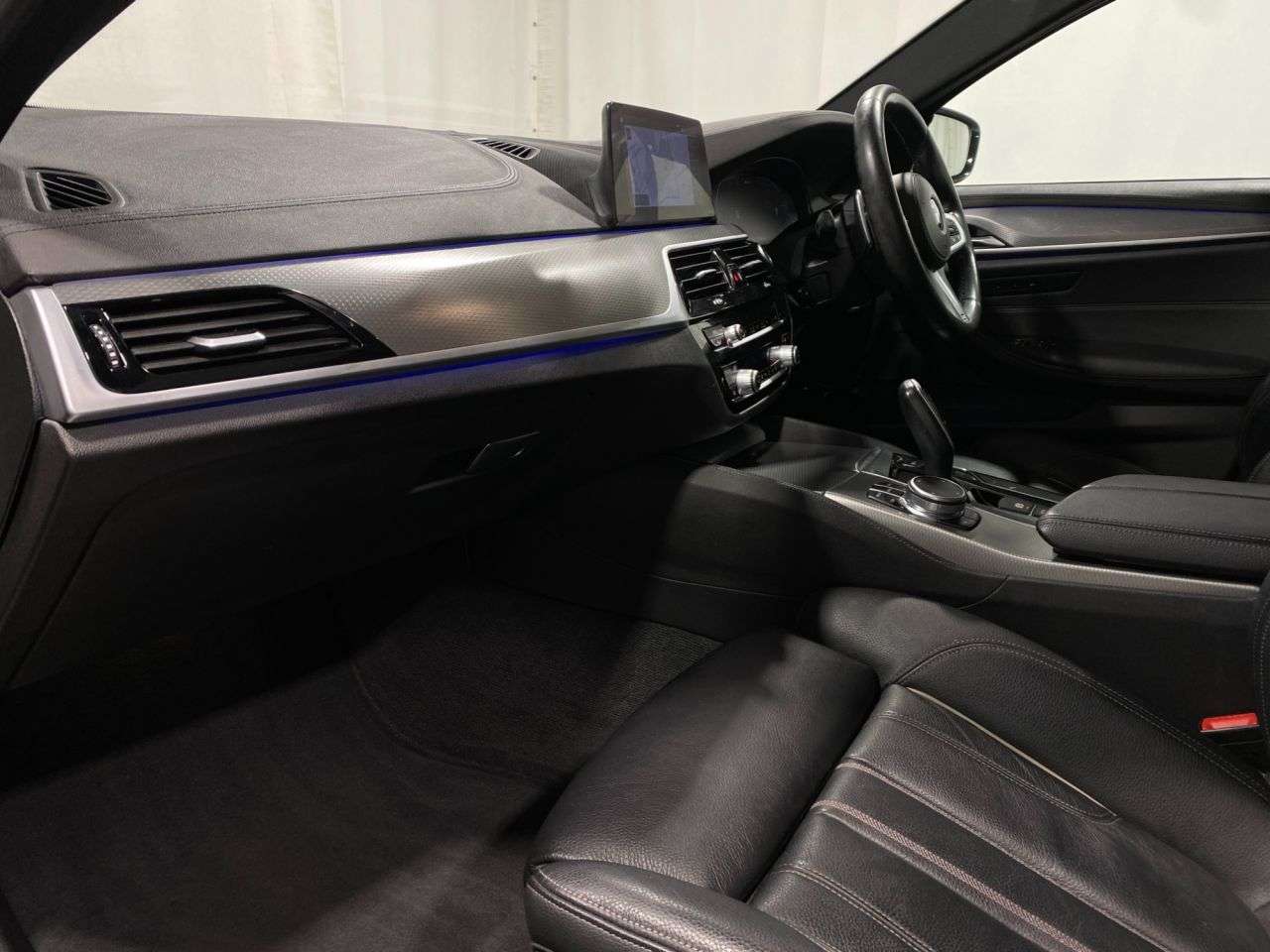 2019 BMW 5 SERIES 2019 BMW 5 SERIES