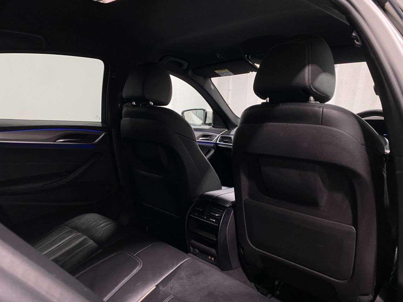 2019 BMW 5 SERIES 2019 BMW 5 SERIES