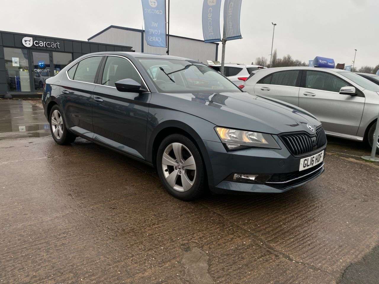 A 2016 SKODA SUPERB 1.4 TSI ACT SE Hatchback 5dr Petrol Manual Euro 6 (s/s) (150 ps) (Rates sta A 2016 SKODA SUPERB 1.4 TSI ACT SE Hatchback 5dr Petrol Manual Euro 6 (s/s) (150 ps) (Rates sta