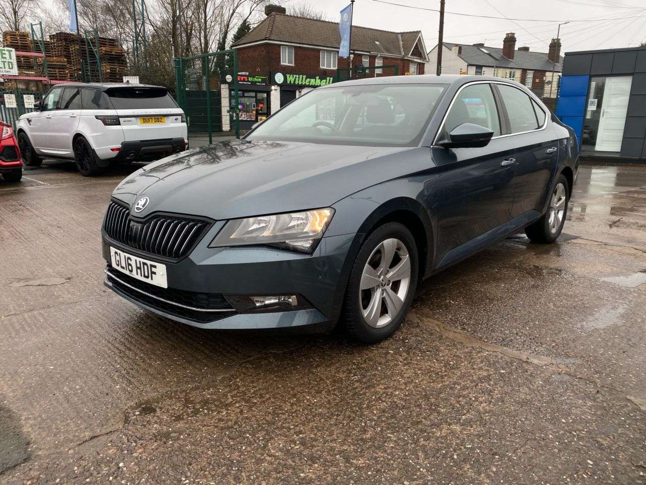 A 2016 SKODA SUPERB 1.4 TSI ACT SE Hatchback 5dr Petrol Manual Euro 6 (s/s) (150 ps) (Rates sta A 2016 SKODA SUPERB 1.4 TSI ACT SE Hatchback 5dr Petrol Manual Euro 6 (s/s) (150 ps) (Rates sta