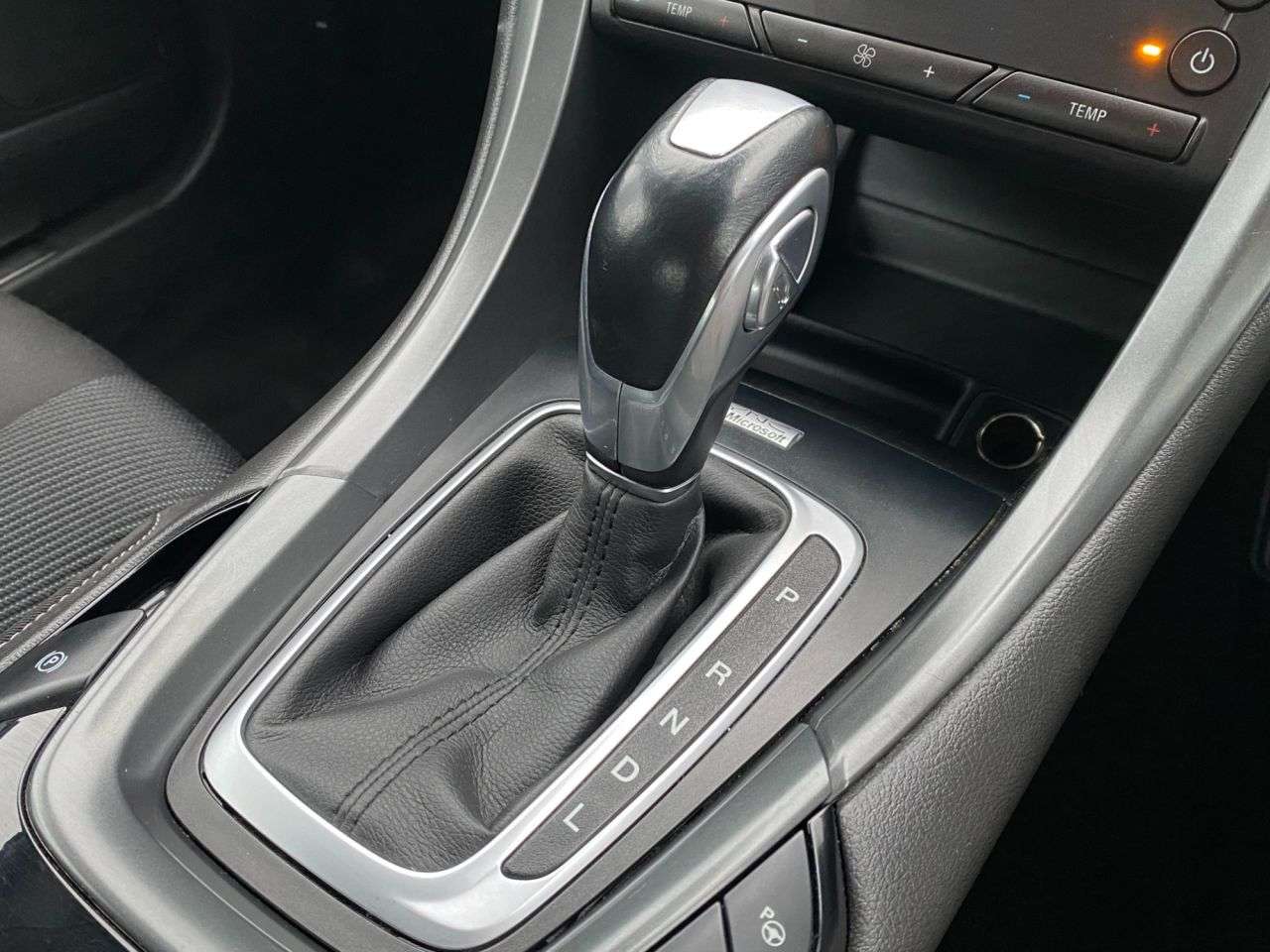 2015 FORD MONDEO 2015 FORD MONDEO