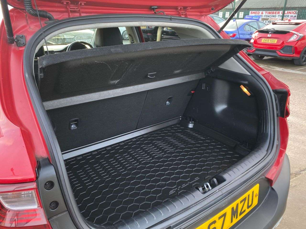 2017 KIA STONIC 2017 KIA STONIC