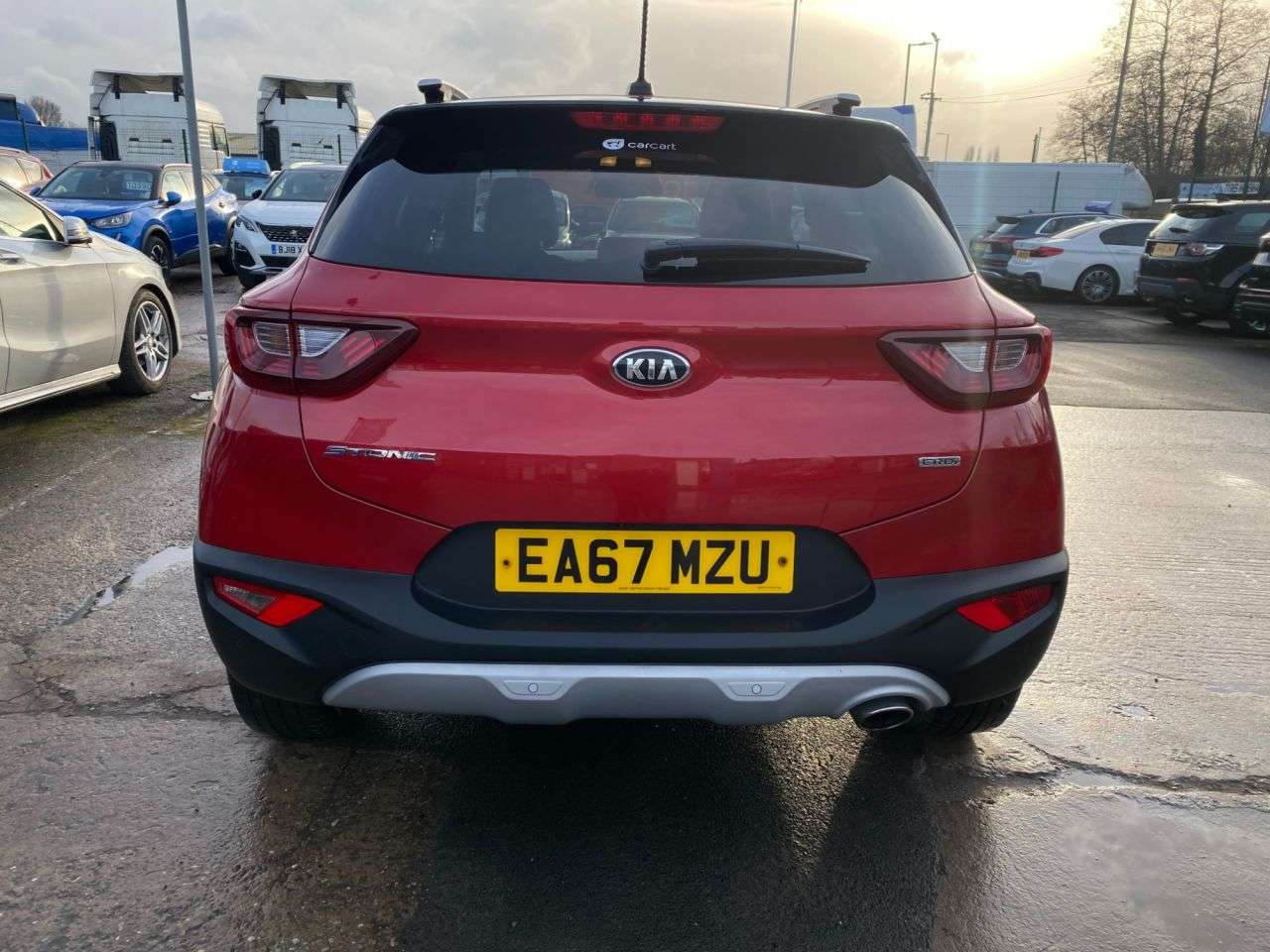 2017 KIA STONIC 2017 KIA STONIC