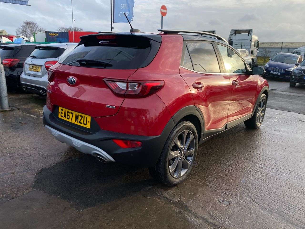 2017 KIA STONIC 2017 KIA STONIC