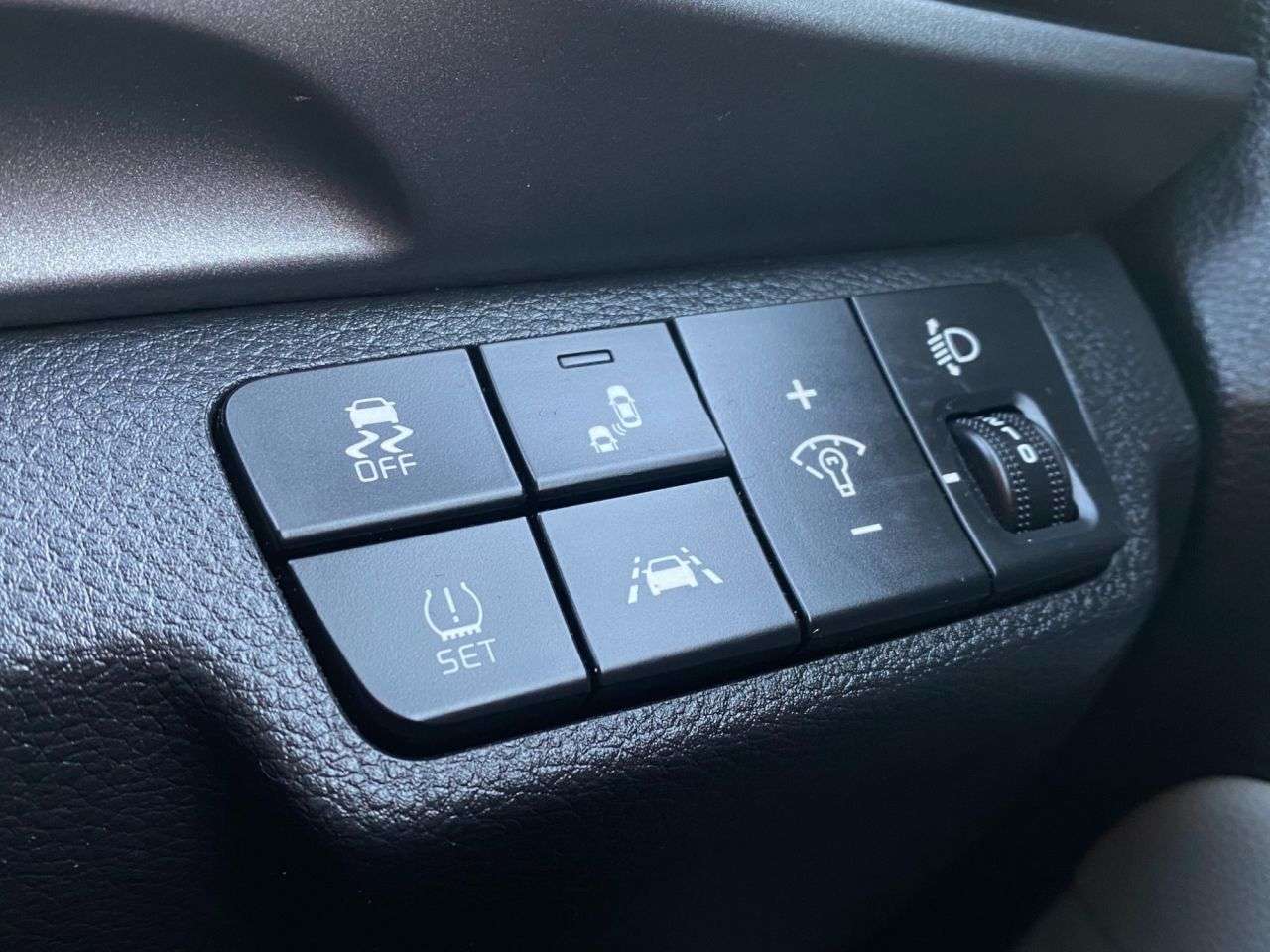 2017 KIA STONIC 2017 KIA STONIC