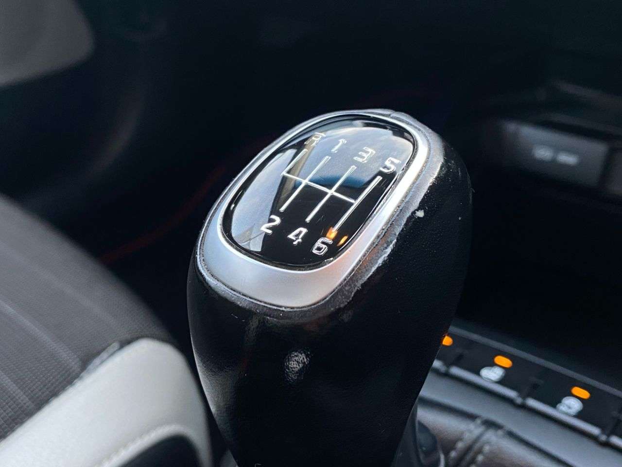 2017 KIA STONIC 2017 KIA STONIC