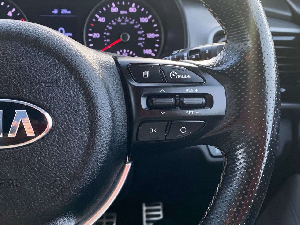 2017 KIA STONIC 2017 KIA STONIC