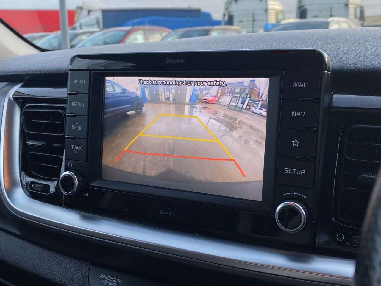 2017 KIA STONIC 2017 KIA STONIC