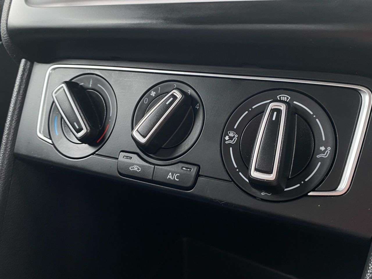 2014 VOLKSWAGEN POLO 2014 VOLKSWAGEN POLO