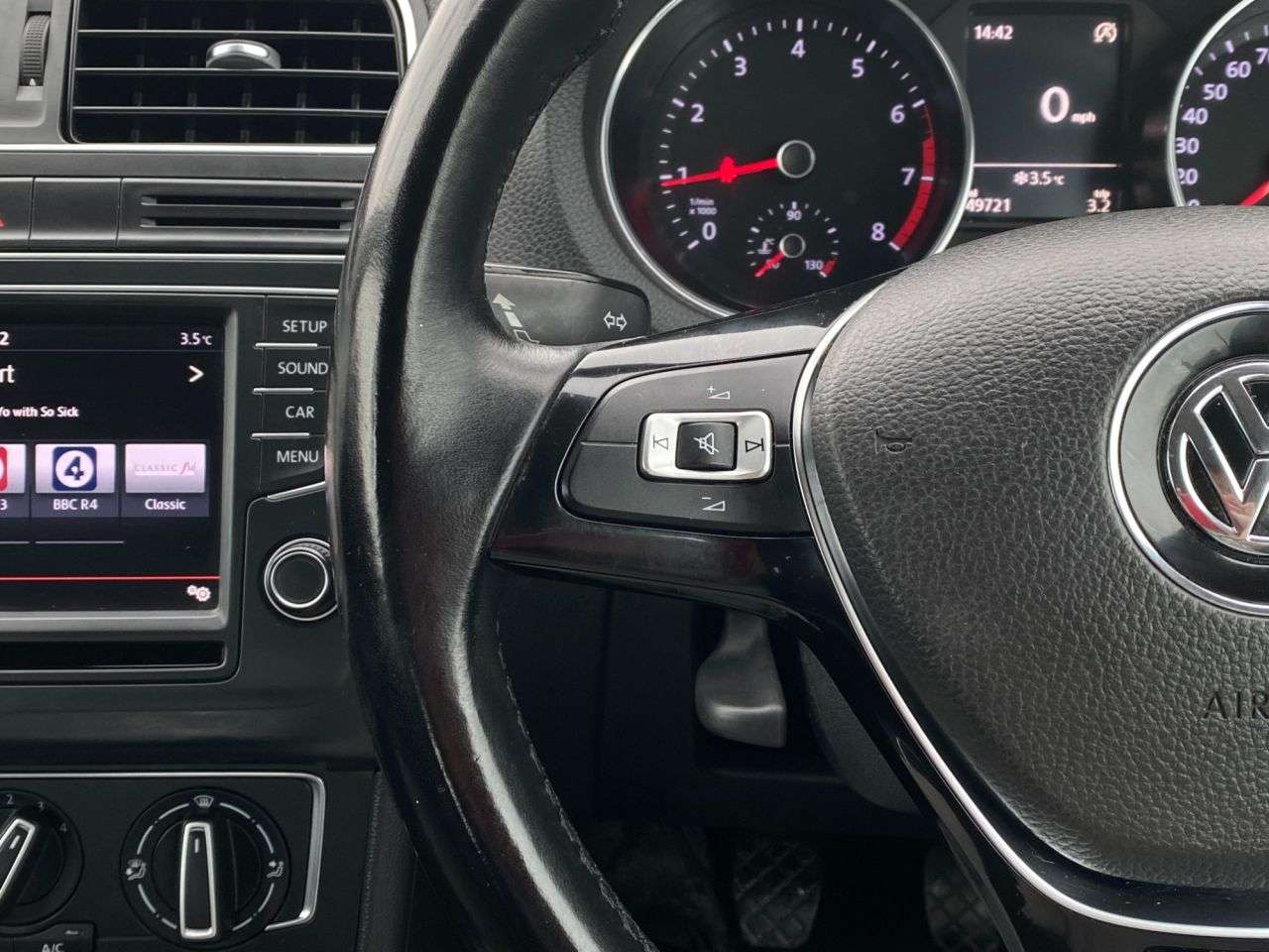 2014 VOLKSWAGEN POLO 2014 VOLKSWAGEN POLO