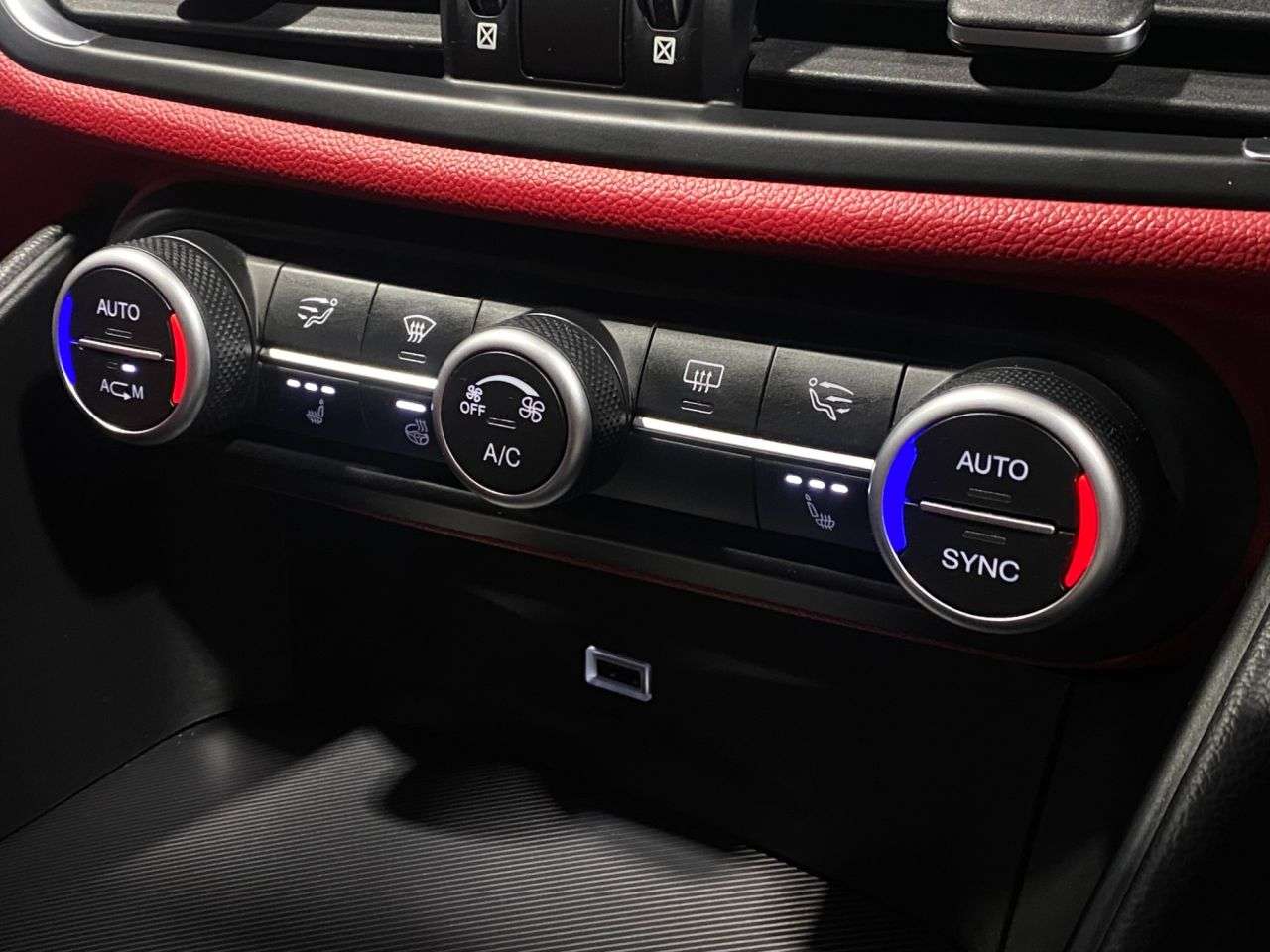 2018 ALFA ROMEO GIULIA 2018 ALFA ROMEO GIULIA