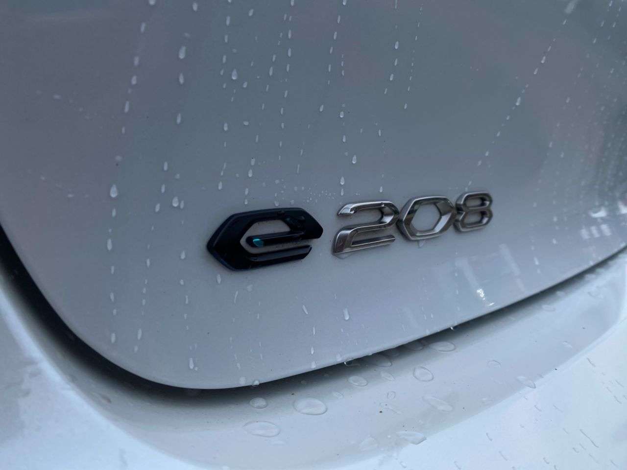 2021 PEUGEOT E-208 2021 PEUGEOT E-208