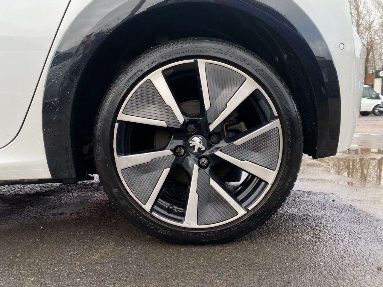 2021 PEUGEOT E-208 2021 PEUGEOT E-208