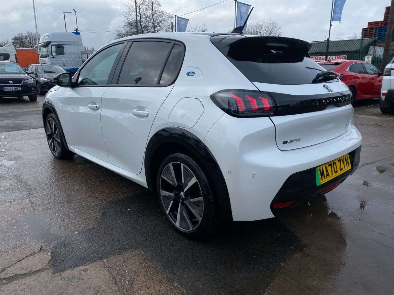 2021 PEUGEOT E-208 2021 PEUGEOT E-208