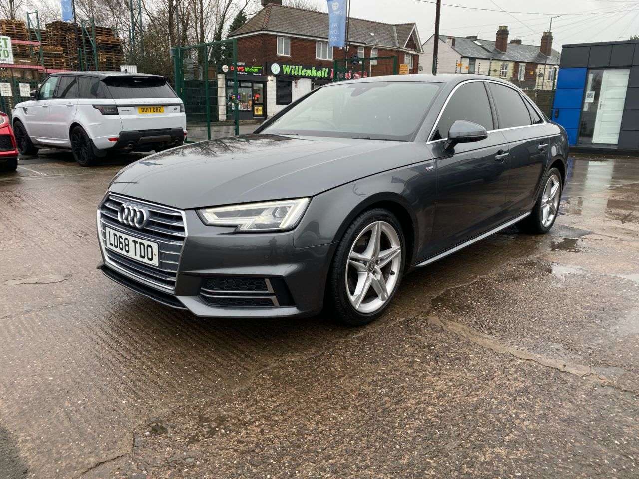 A 2018 AUDI A4 TFSI S LINE A 2018 AUDI A4 TFSI S LINE
