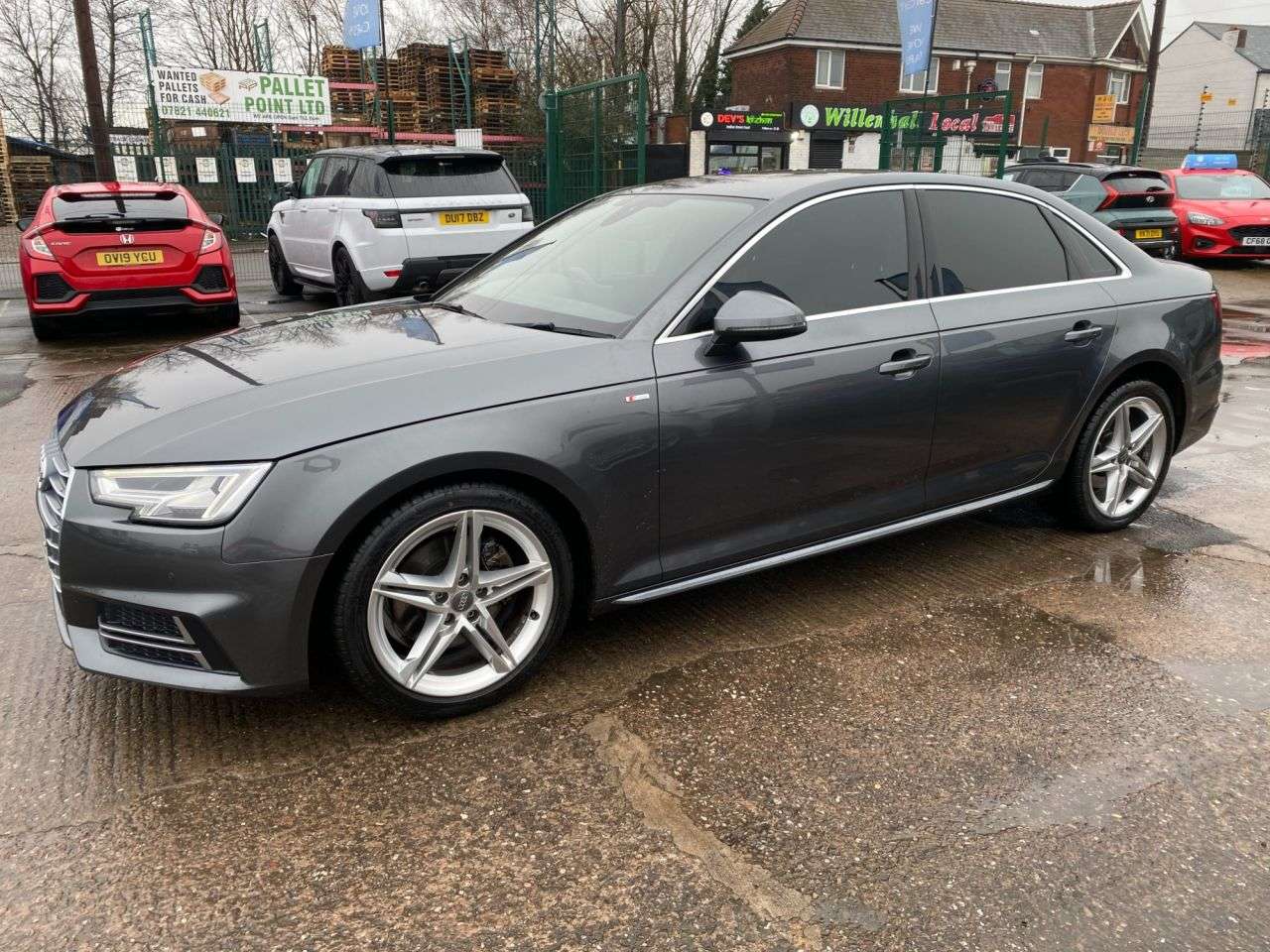 2018 AUDI A4 2018 AUDI A4