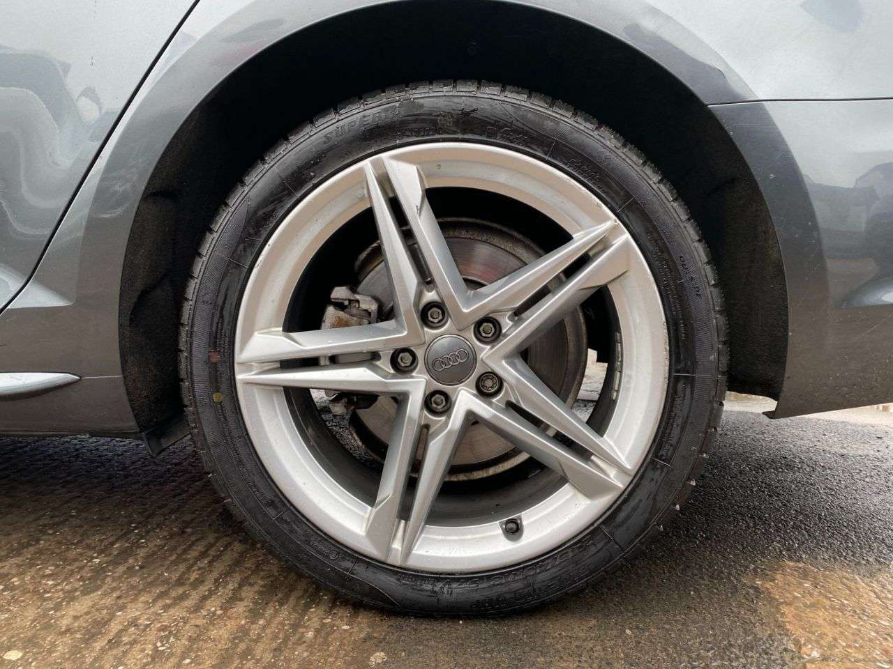 2018 AUDI A4 2018 AUDI A4