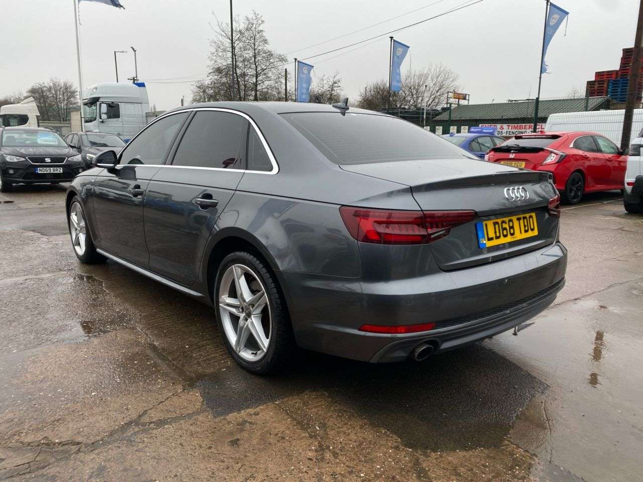 2018 AUDI A4 2018 AUDI A4