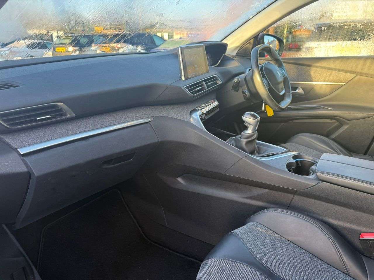 2017 PEUGEOT 3008 2017 PEUGEOT 3008