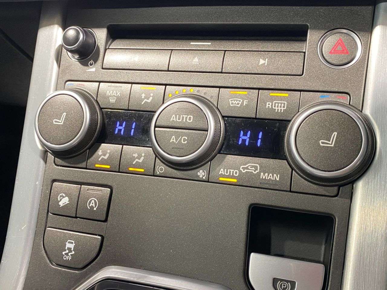 2017 LAND ROVER RANGE ROVER EVOQUE 2017 LAND ROVER RANGE ROVER EVOQUE