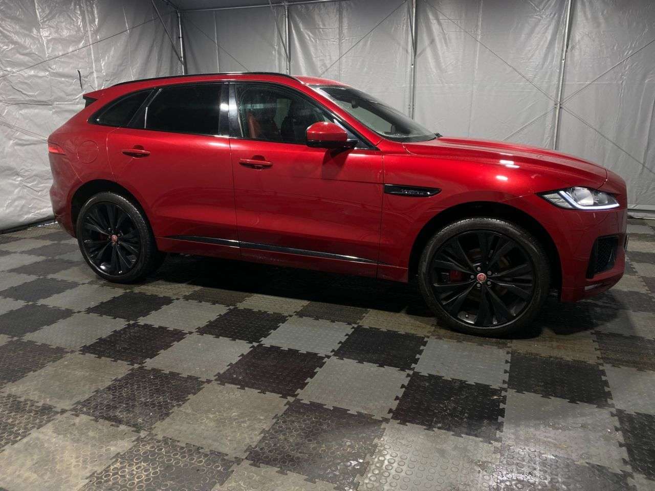 2017 JAGUAR F-PACE 2017 JAGUAR F-PACE