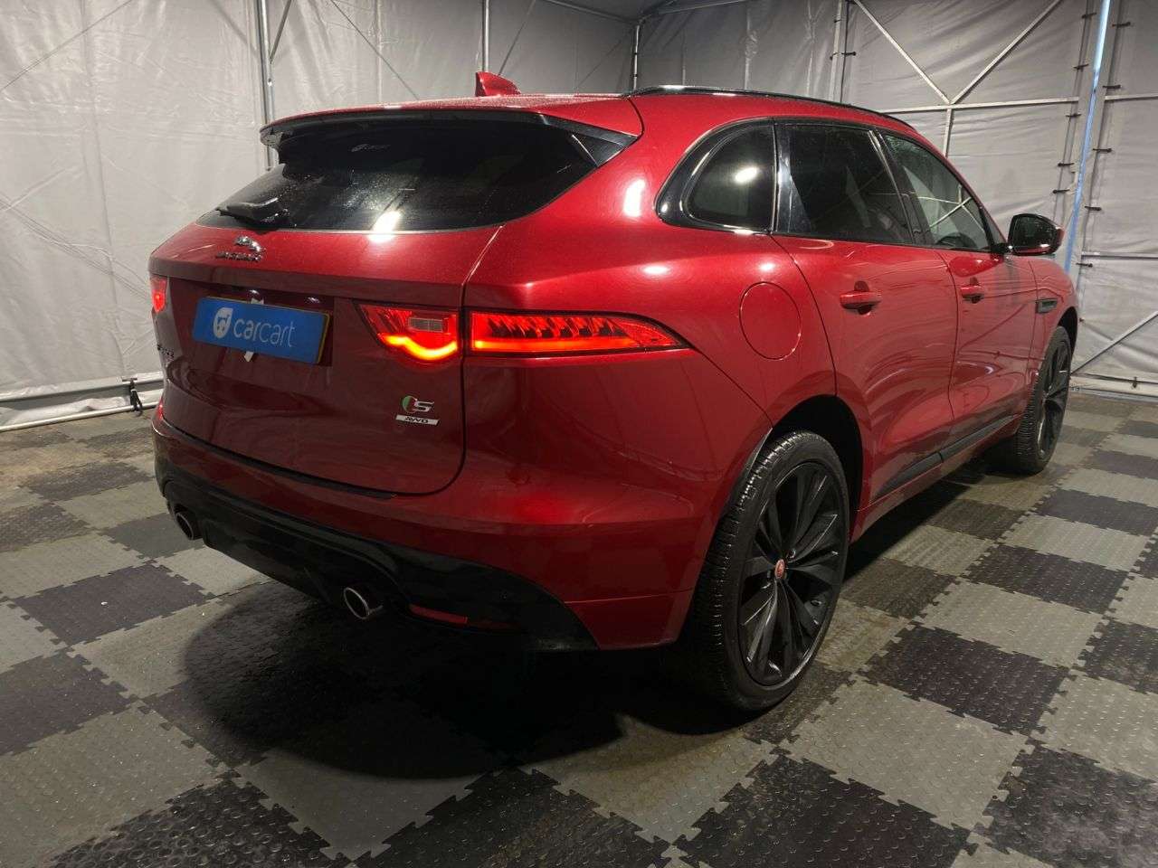2017 JAGUAR F-PACE 2017 JAGUAR F-PACE