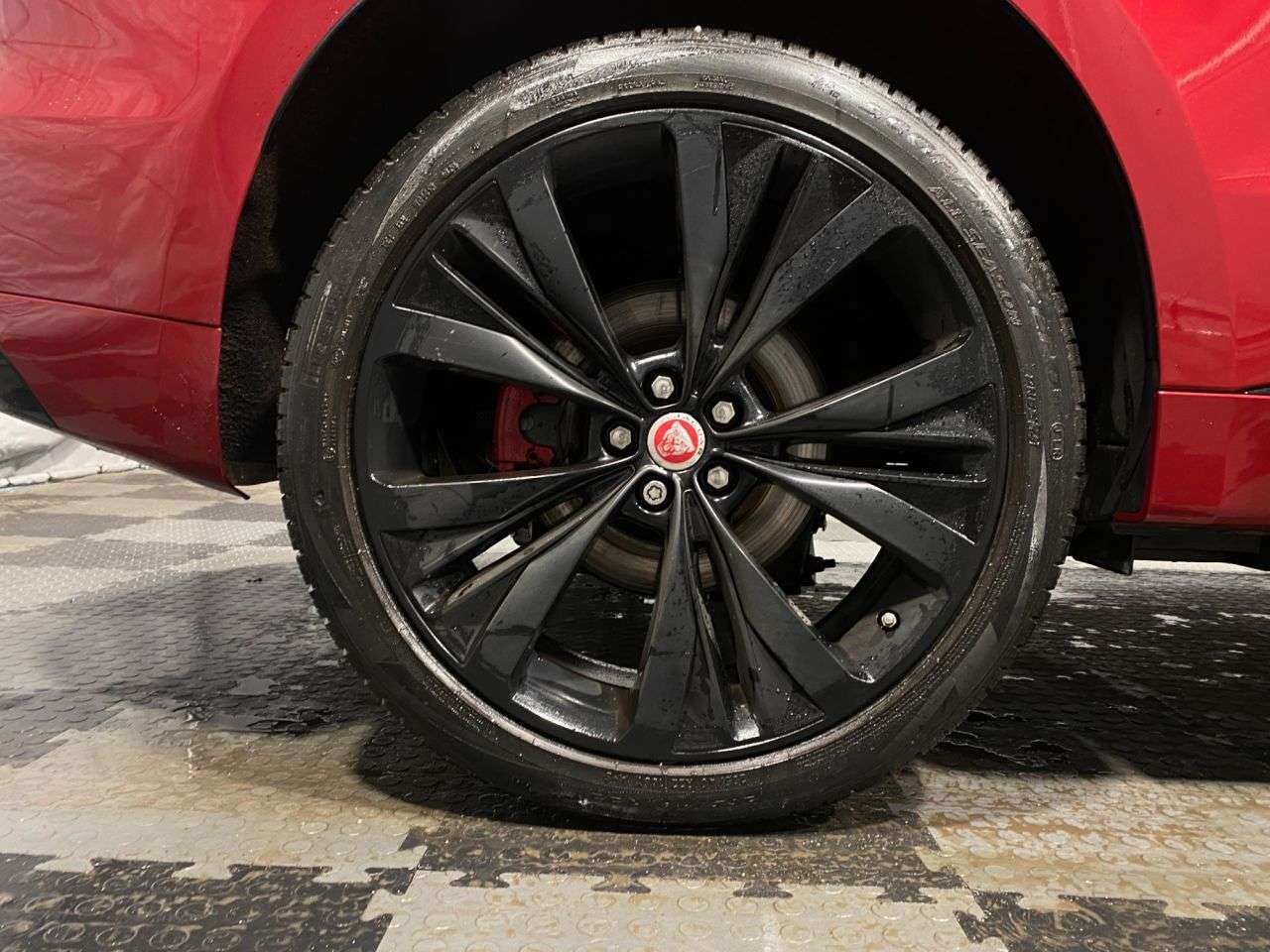 2017 JAGUAR F-PACE 2017 JAGUAR F-PACE