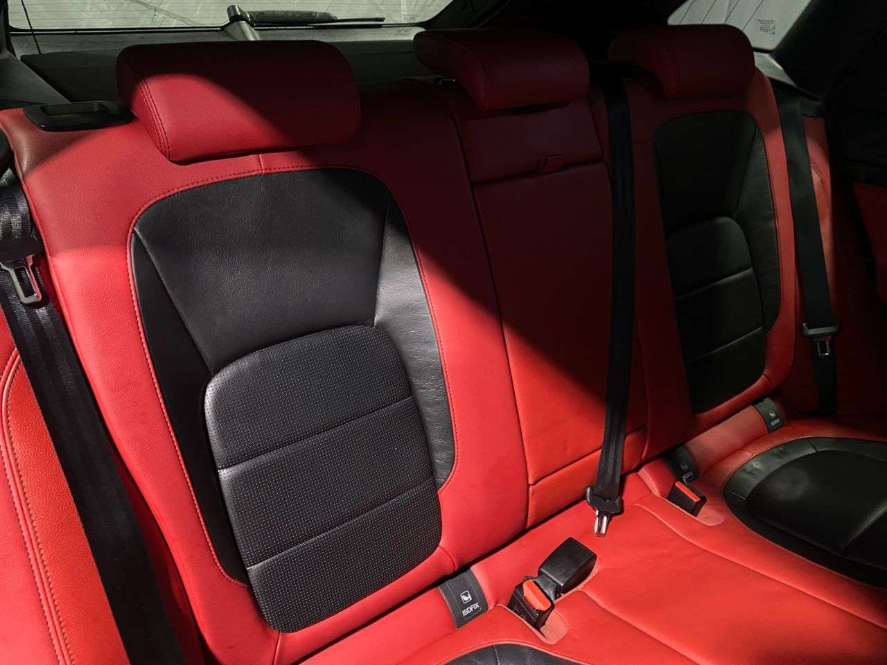 2017 JAGUAR F-PACE 2017 JAGUAR F-PACE