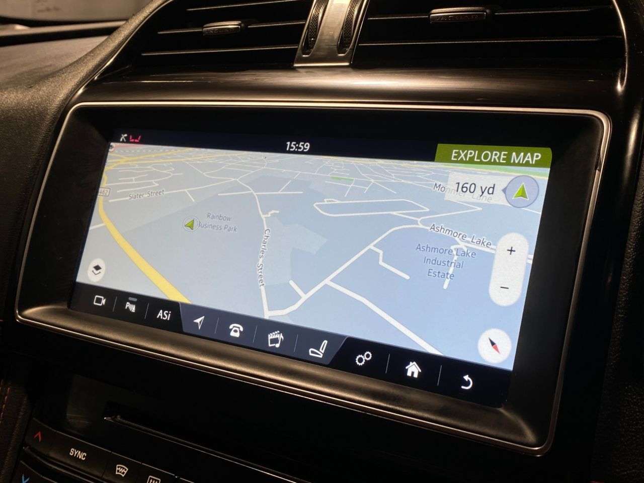 2017 JAGUAR F-PACE 2017 JAGUAR F-PACE