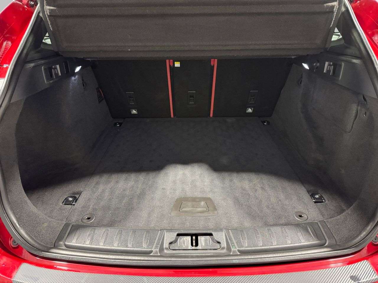 2017 JAGUAR F-PACE 2017 JAGUAR F-PACE