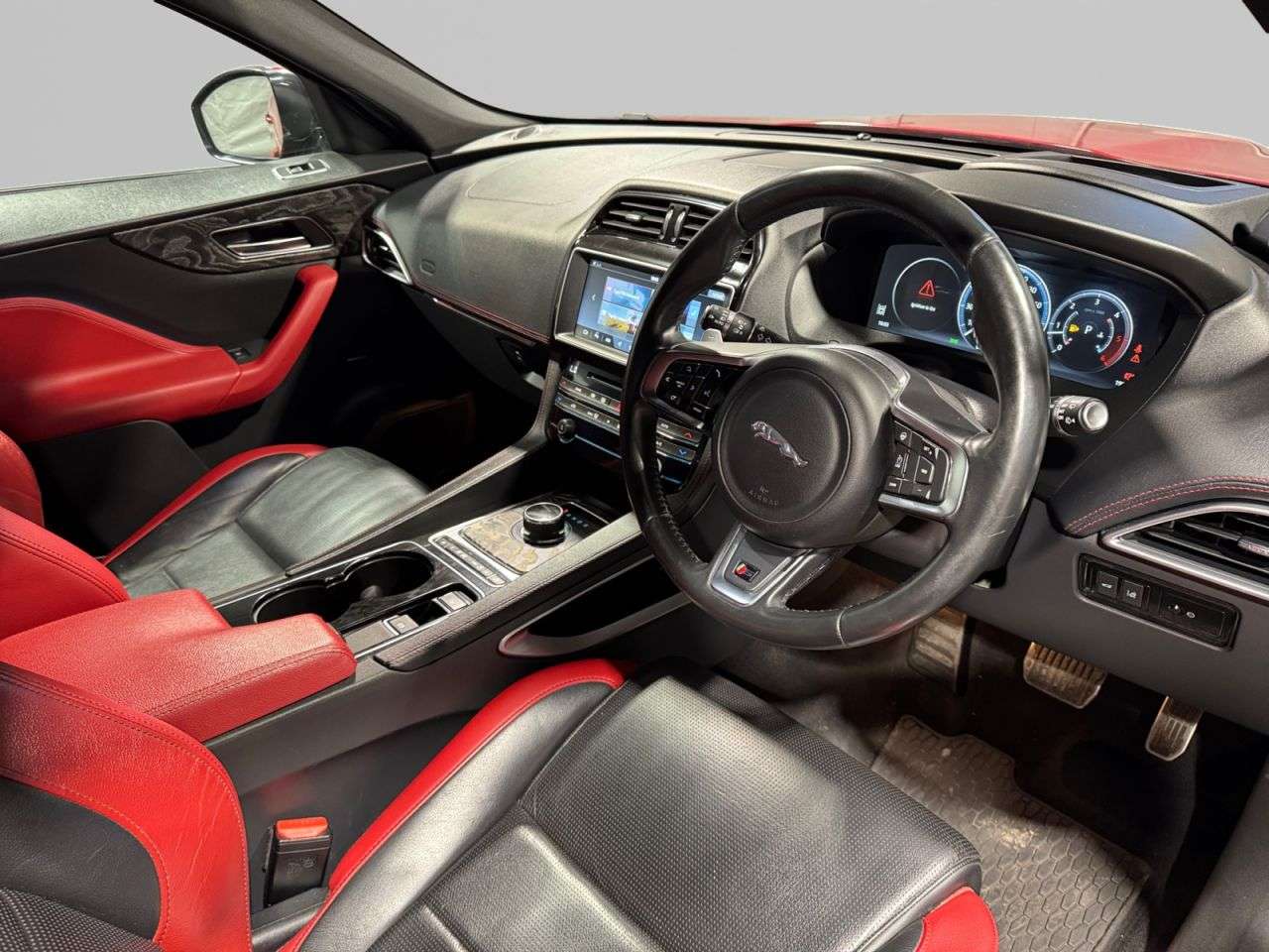 2017 JAGUAR F-PACE 2017 JAGUAR F-PACE