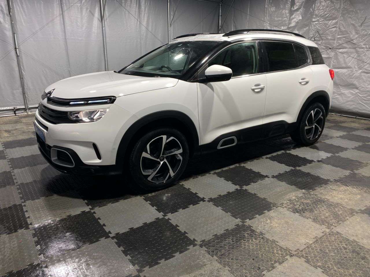 A 2019 CITROEN C5 AIRCROSS 1.2 PureTech Flair SUV 5dr Petrol Manual Euro 6 (s/s) (130 ps) (Rates start A 2019 CITROEN C5 AIRCROSS 1.2 PureTech Flair SUV 5dr Petrol Manual Euro 6 (s/s) (130 ps) (Rates start