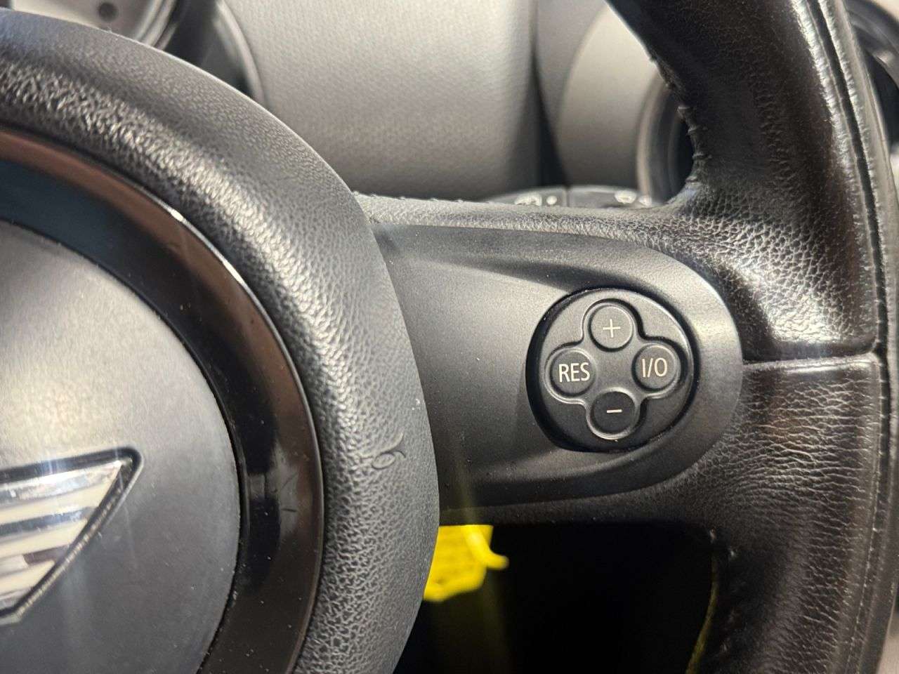 2011 MINI COUNTRYMAN 2011 MINI COUNTRYMAN