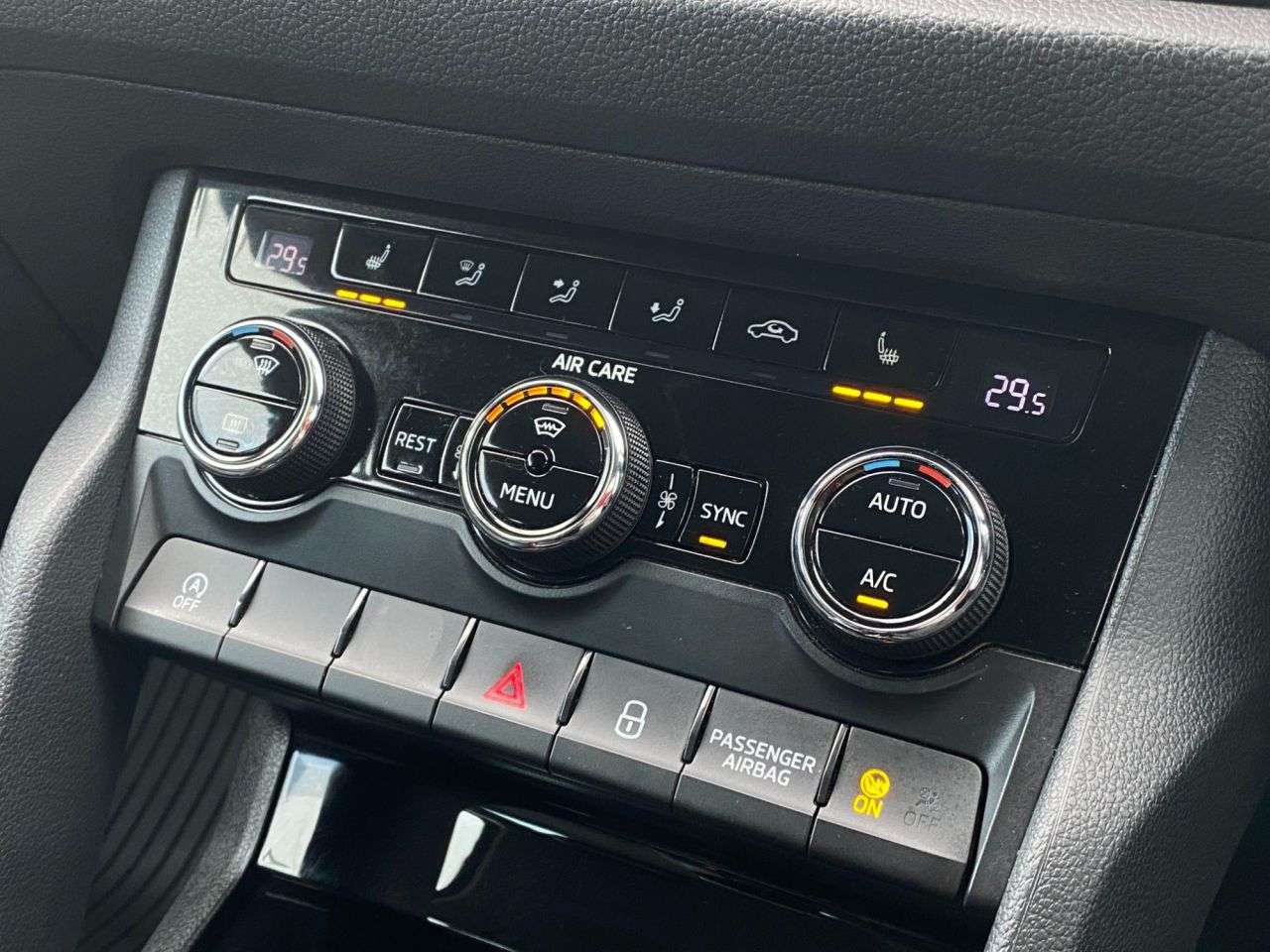 2017 SKODA KODIAQ 2017 SKODA KODIAQ