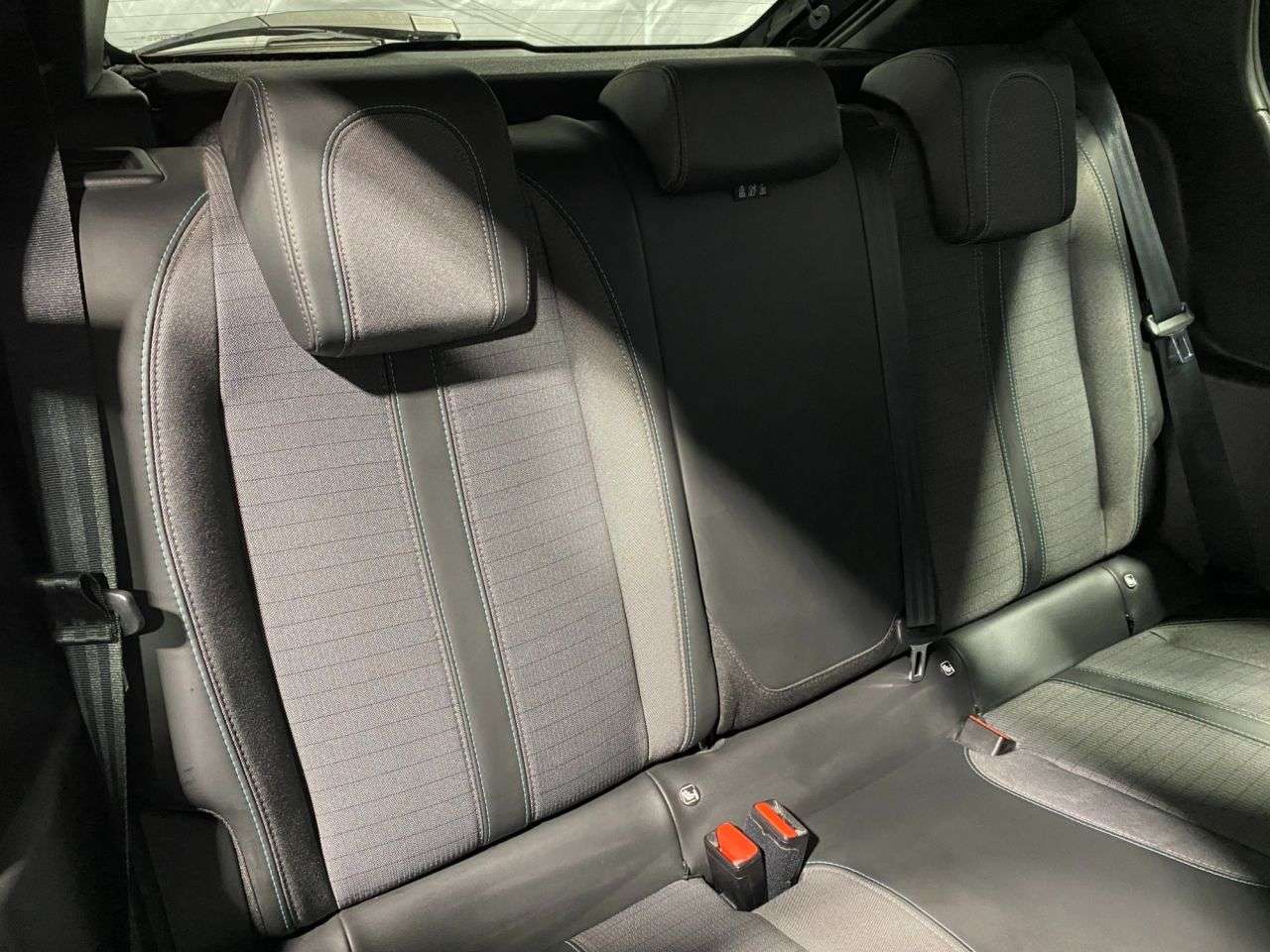 2020 PEUGEOT E-208 2020 PEUGEOT E-208