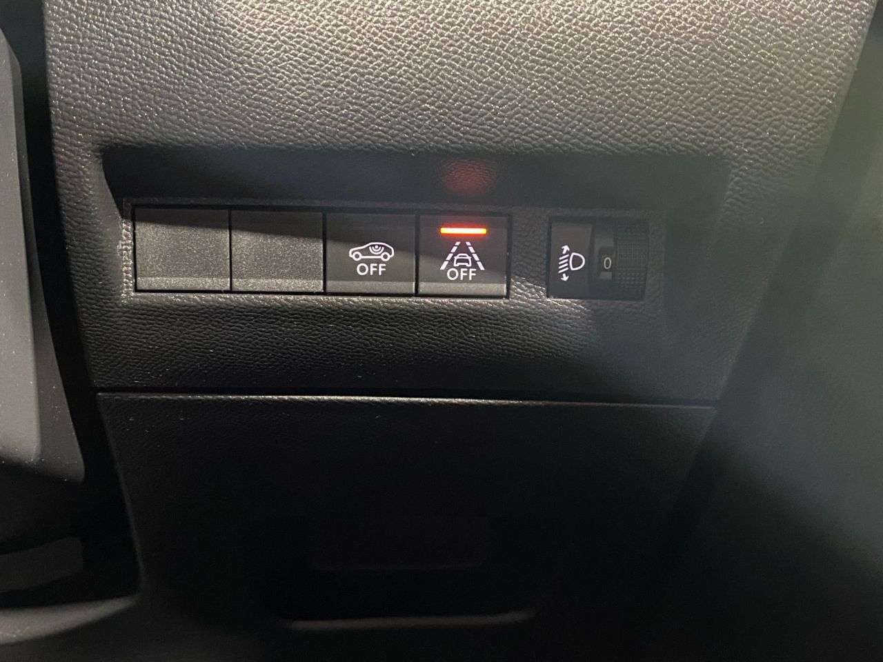 2020 PEUGEOT E-208 2020 PEUGEOT E-208