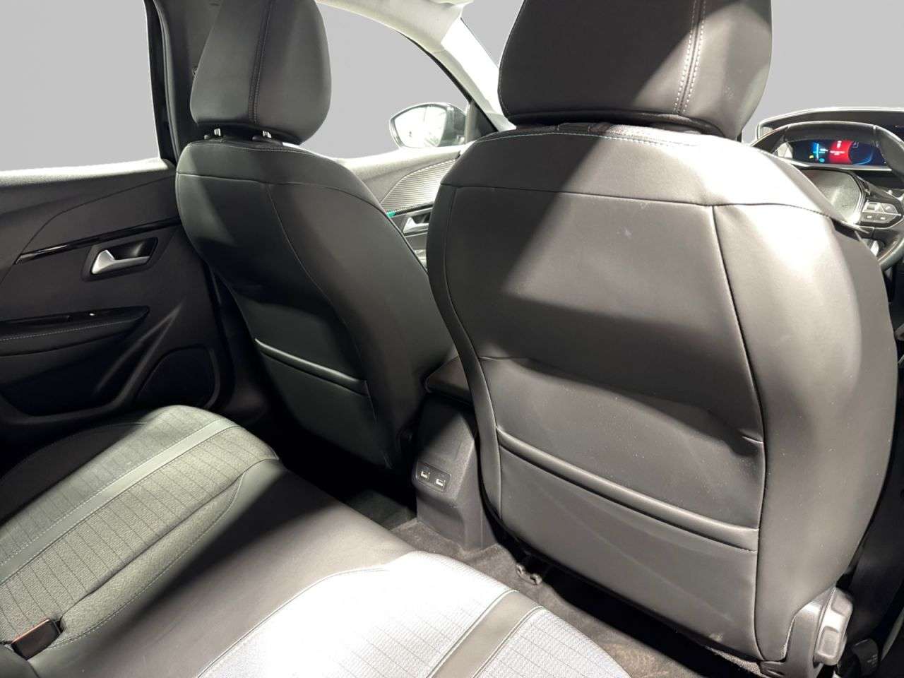 2020 PEUGEOT E-208 2020 PEUGEOT E-208
