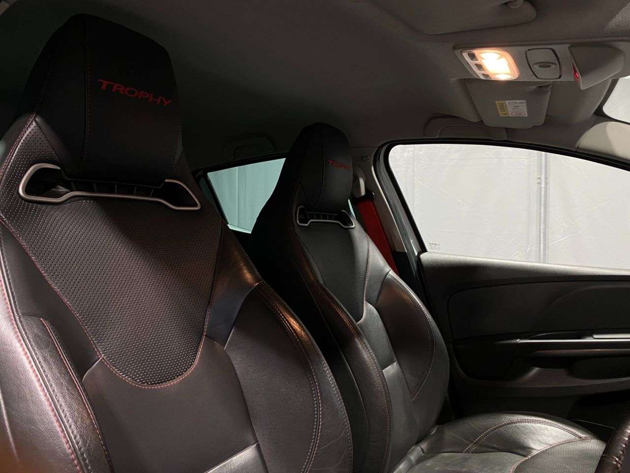 2015 RENAULT CLIO 2015 RENAULT CLIO